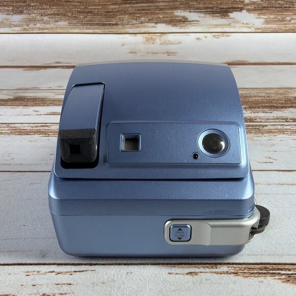 Vintage polaroid one 600 camera - Picture 3 of 4